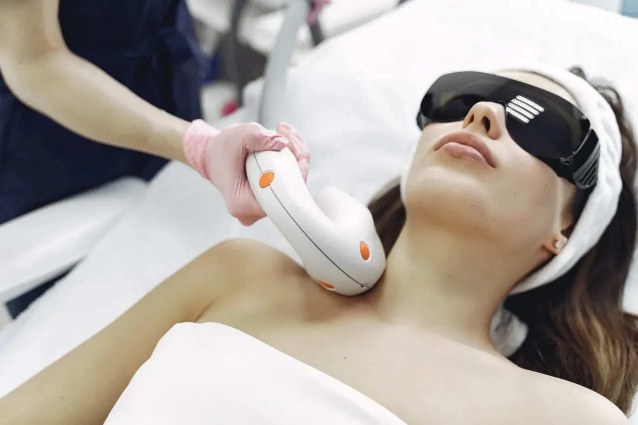 Präzision trifft Flexibilität – das Laser Peeling in der Anwendung